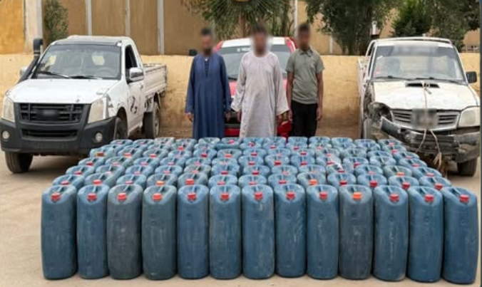 ضبط تشكيل عصابي للاتجار في المواد البترولية بالسوق السوداء في أسوان